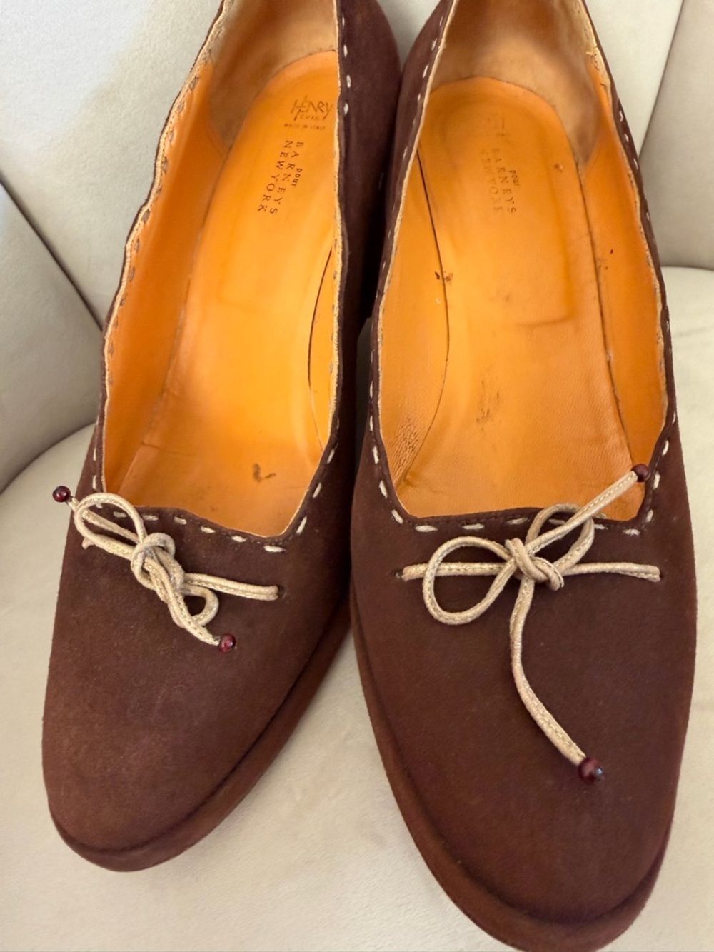Henry Cuir Barneys New York Brown Suede Wedges Slip On Shoes Bow-Detail Vtg Y2K8 - Picture 10 of 10